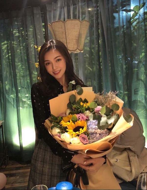 曼谷高端模特微信